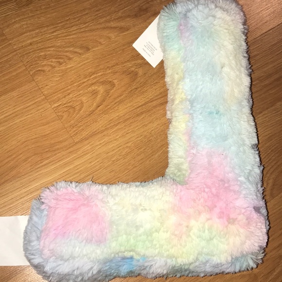 LOVE2DESIGN reversible sequin/plush letter L!NWT - Picture 3 of 4